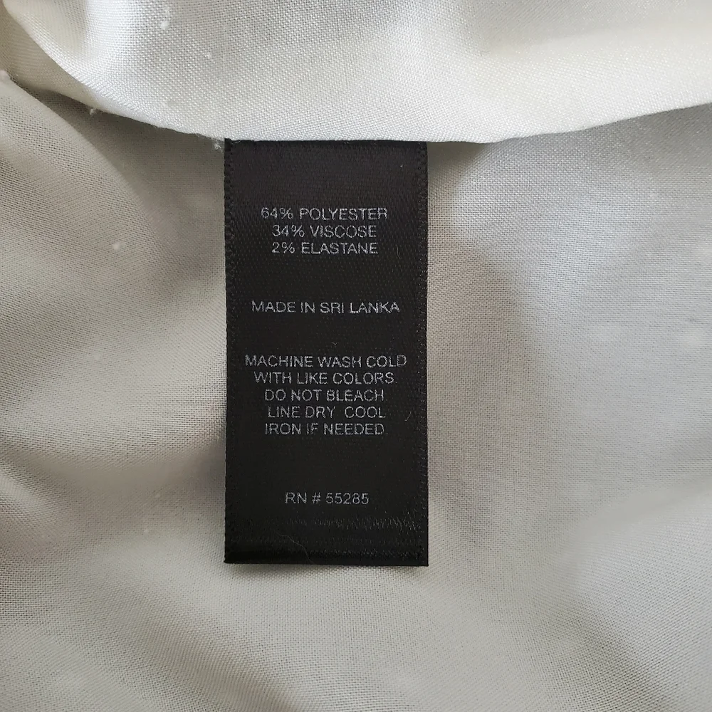 Express Women's Pencil Skirt, White/Black (Size 18) - Picture 5 of 7